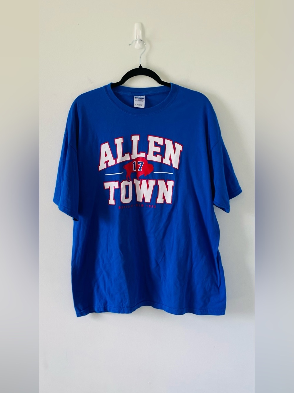 Allen Town Buffalo Bills Football Graphic Tee - Unisex Size XL NFL Athleisure